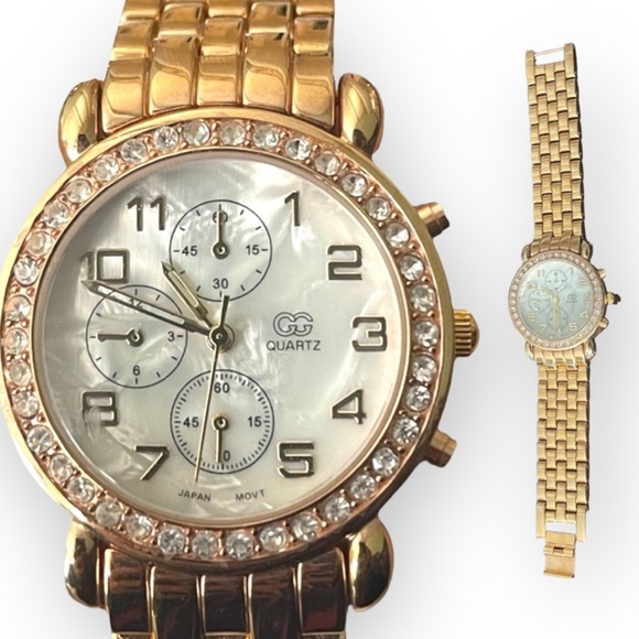 GG Golden Tone Rhinestone Watch - Picture 1 of 4
